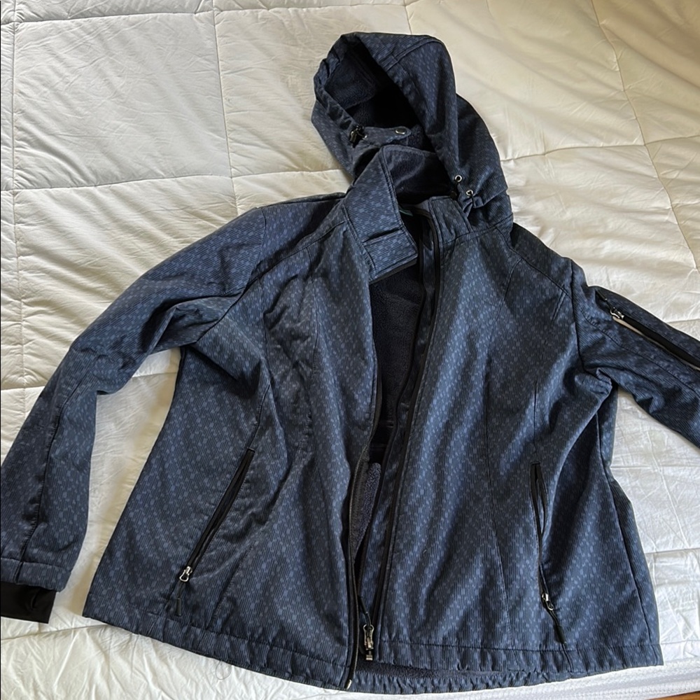 Free Country Blue Geometric Jacket Zipper pockets, removable hood